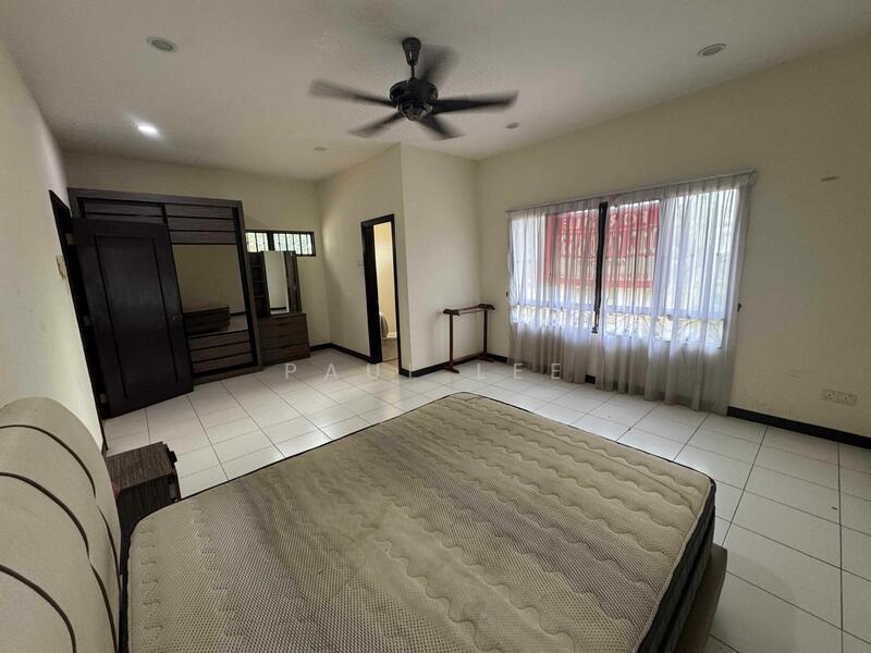 For Sale - Semi-Detached House at Glenmarie Cove