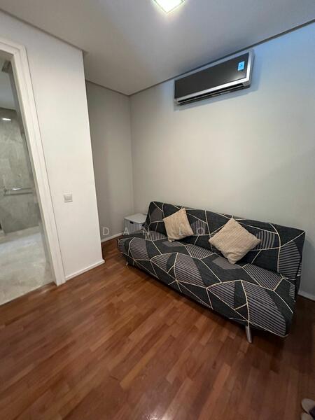 For Sale - Hampshire Place