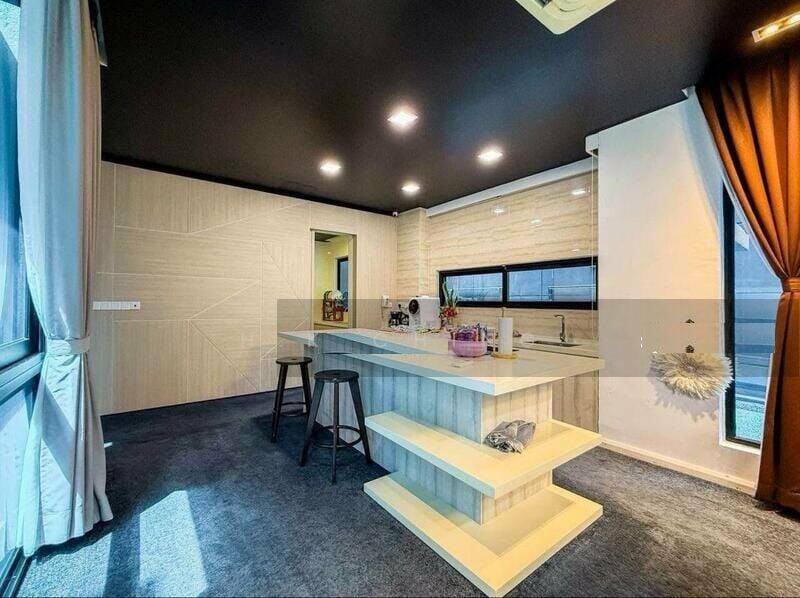 Untuk Dijual - Bungalow at Ampang Hilir