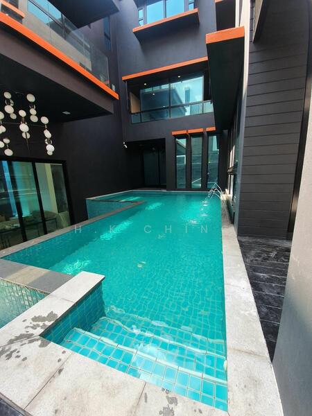 Untuk Dijual - Bungalow at Ampang Hilir