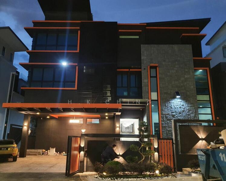 Untuk Dijual - Bungalow at Ampang Hilir