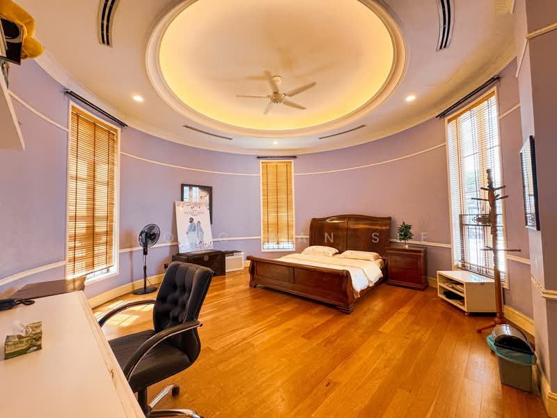 For Sale - Bungalow at Taman Duta