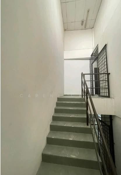 Kedai / Pejabat untuk Disewa di Bandar Seri Putra (Bangi) - Carene Chng - Corridor - PropertyGuru.com.my
