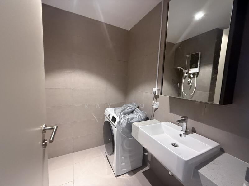 Untuk Disewa - Mossaz @ Empire City