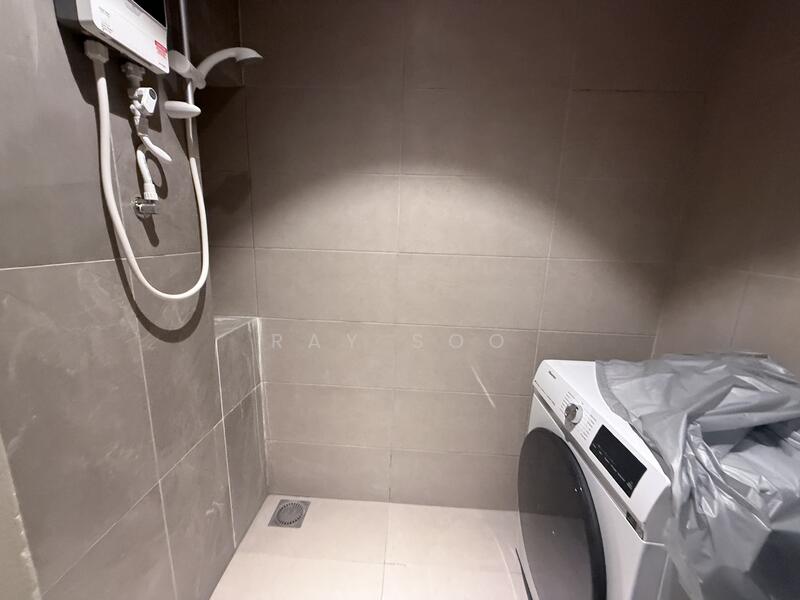 Untuk Disewa - Mossaz @ Empire City