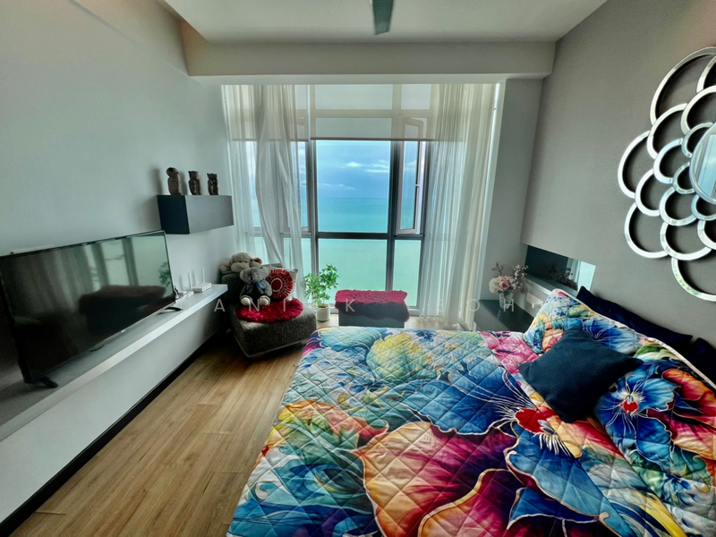 For Sale - 10 Island Resort