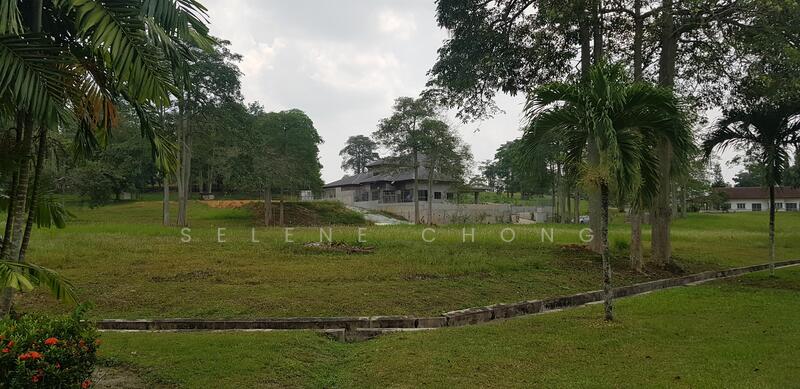 For Sale - Bungalow Land at Bayu Lakehomes