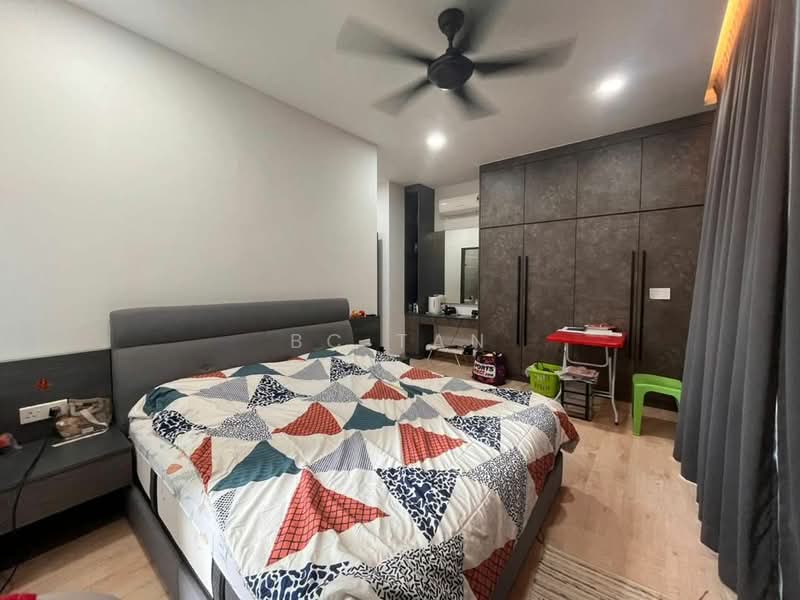 Condominium for Rent at The Henge - BC TAN - PropertyGuru.com.my