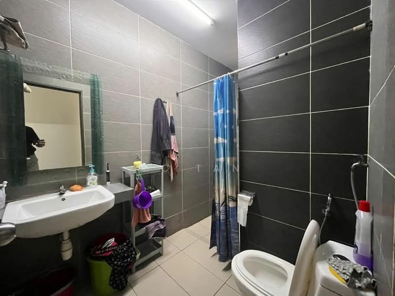 Condominium for Rent at The Henge - BC TAN - PropertyGuru.com.my