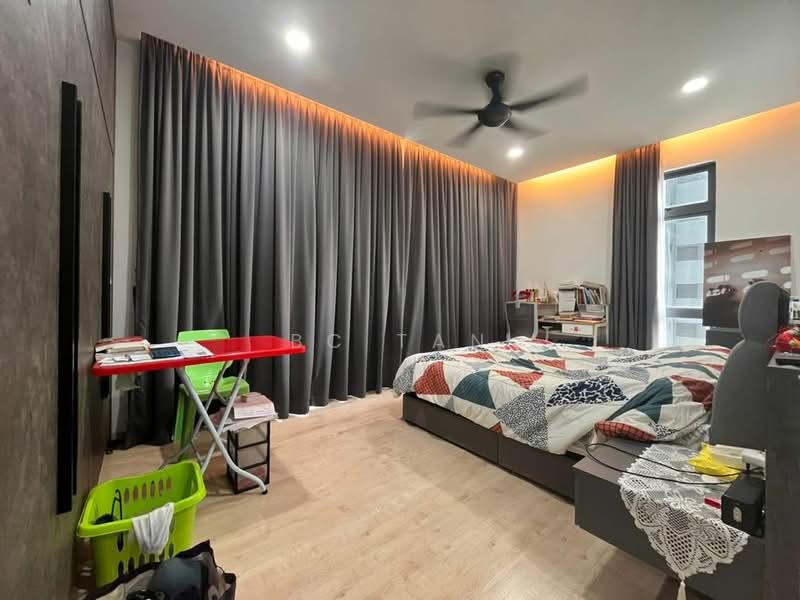 Condominium for Rent at The Henge - BC TAN - PropertyGuru.com.my