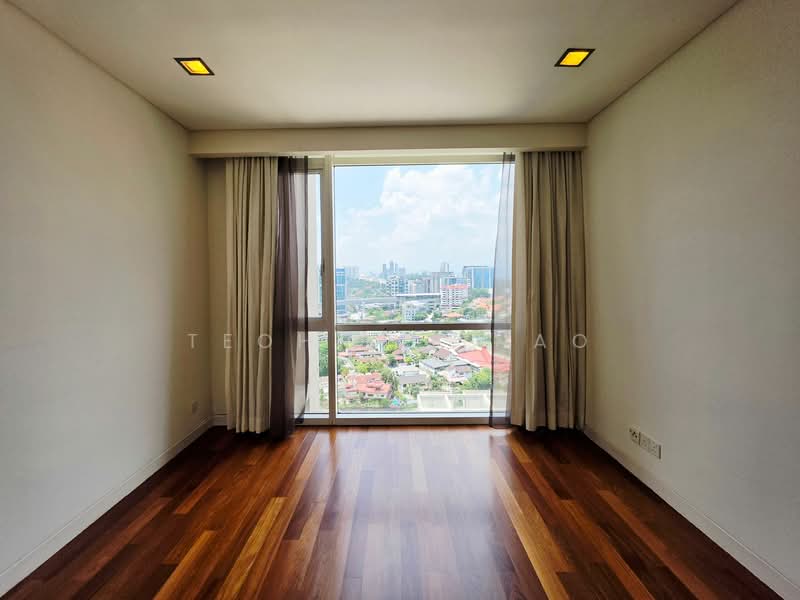 Untuk Disewa - One Menerung