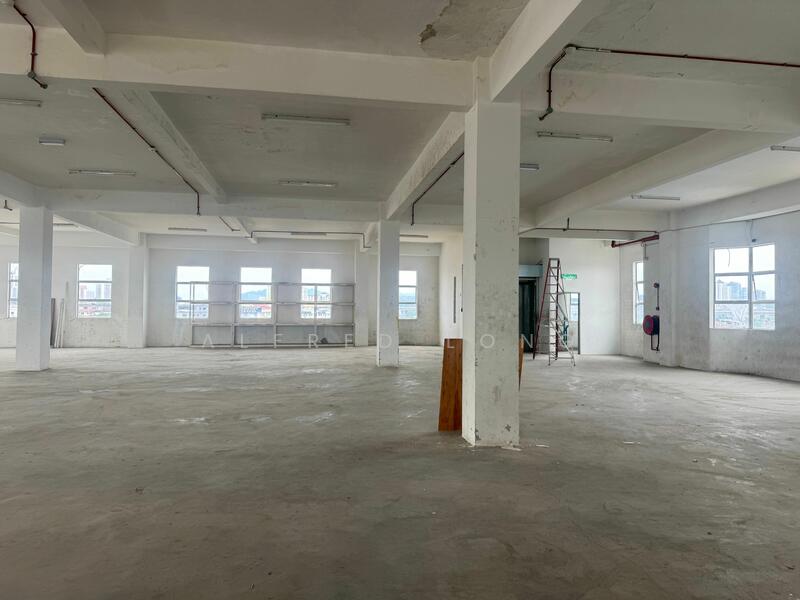 For Rent - Facing Road 4sty Semi-d Factory , Seri Kembangan