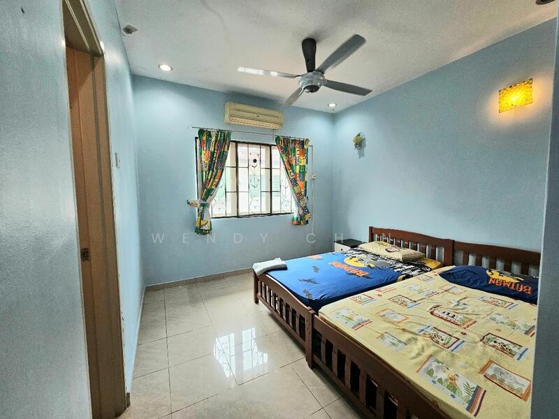 For Sale - 2.5-storey Terraced House at Taman Meranti Jaya