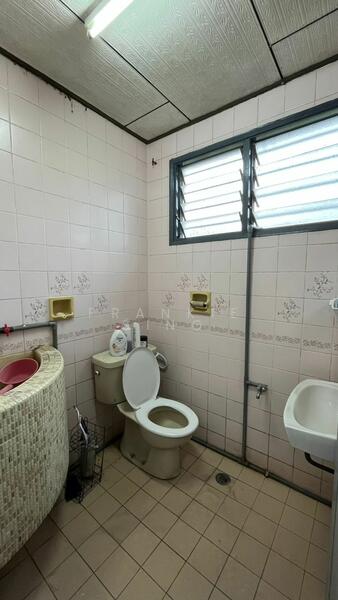 For Sale - Bungalow at New Green Park