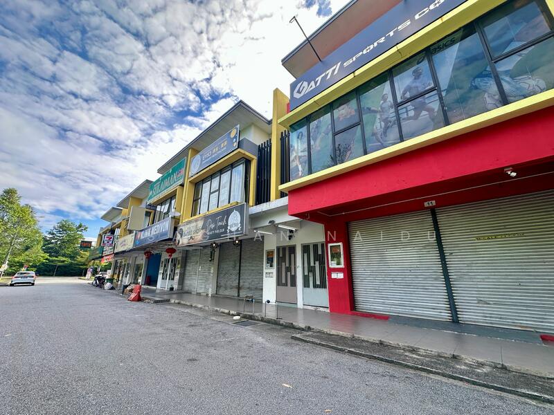 Shop / Office for Rent in Kota Emerald (Rawang) - Visaghan Naidu - PropertyGuru.com.my