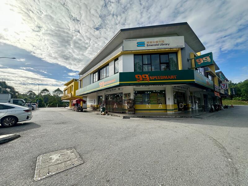Shop / Office for Rent in Kota Emerald (Rawang) - Visaghan Naidu - PropertyGuru.com.my