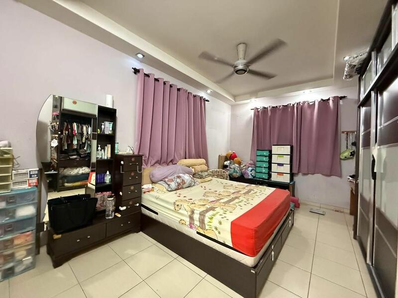 Condominium for Sale at Platinum Lake PV 10 - Lucas Sit - PropertyGuru.com.my