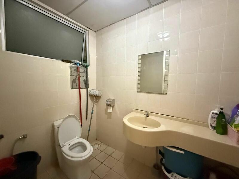 Condominium for Sale at Platinum Lake PV 10 - Lucas Sit - PropertyGuru.com.my