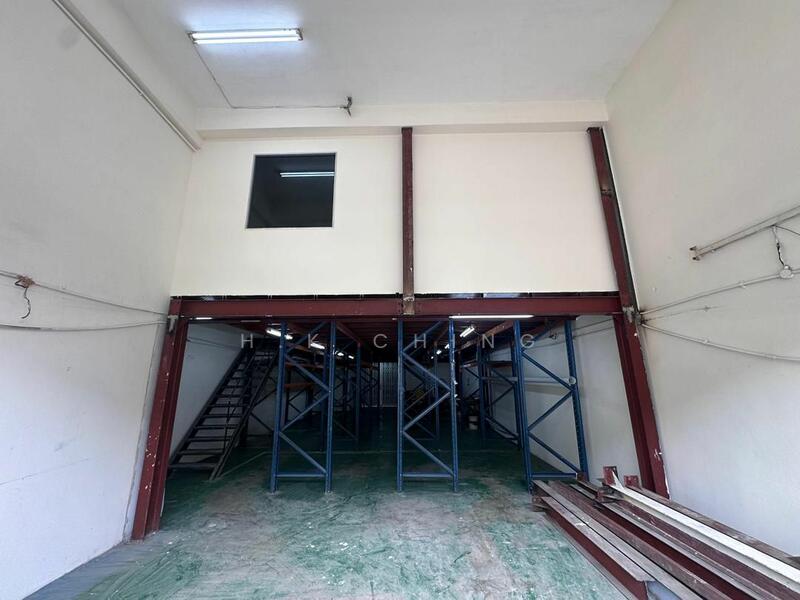 For Rent - 1.5sty Factory 24x80 Bukit Serdang Seri Kembangan