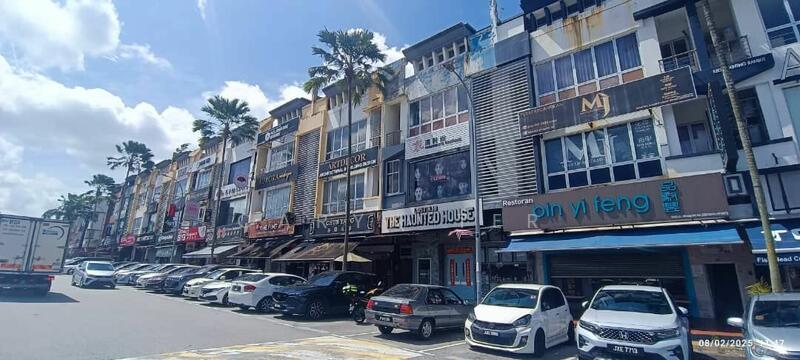 For Rent - Sutera 3 Storey Commercial Shoplot ( Endlot 1st Floor )