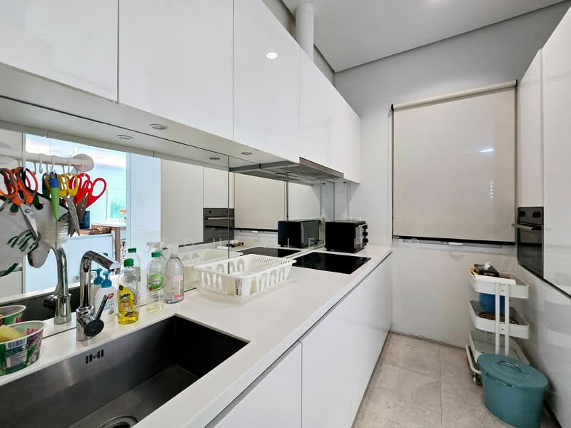 For Rent - Quadro Residences