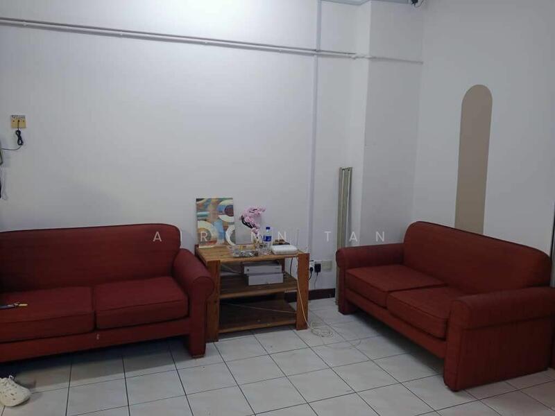 Untuk Disewa - Vista Komanwel B