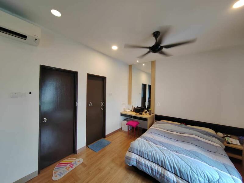 For Rent - Landmark Residence