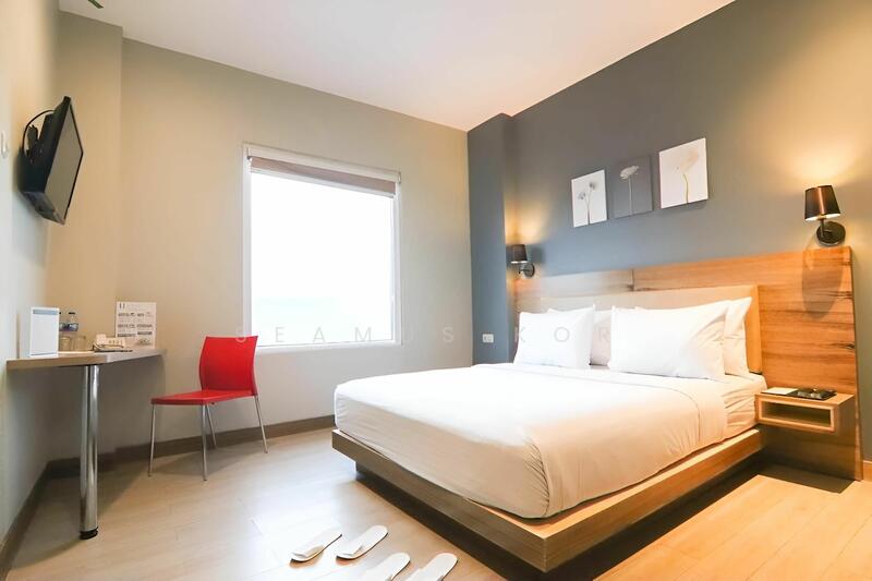 For Rent - ⭐ 3sty Corner ⭐ 32 Rooms ⭐ 6,000sf ⭐ Next to Lotus