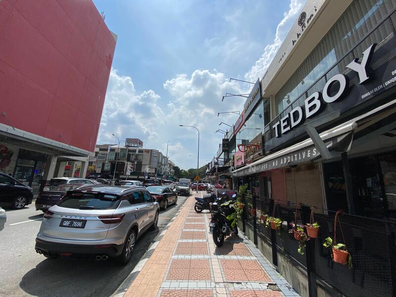For Sale - Jalan Telawi, Rare Prime 3-Storey Corner
