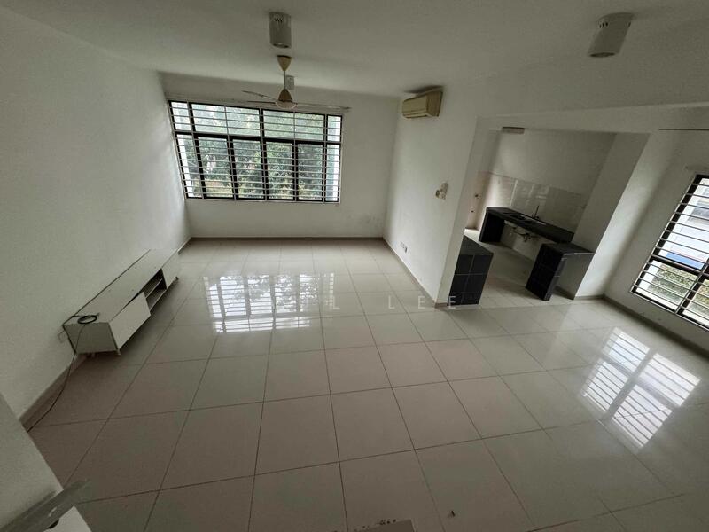 Untuk Disewa - Townhouse at Bandar Bukit Puchong 2
