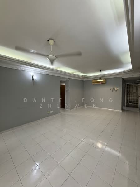 Pangsapuri untuk Dijual di Pangsapuri Sri Bandar - Dante Leong Zhenwen - Living Room - PropertyGuru.com.my