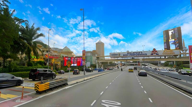 For Sale - ⭐ ROI 5% ⭐ 4sty Corner ⭐ 16000sf ⭐ 2 Retail Podiums ⭐