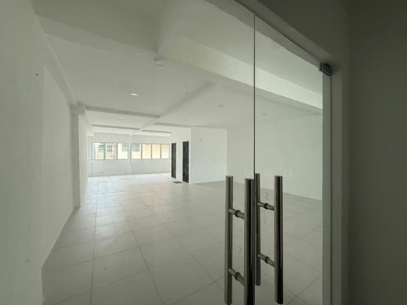 For Rent - whole block 3sty Shop & office , Sri serdang, seri kembangan