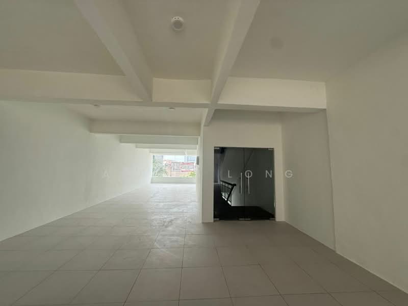 For Rent - whole block 3sty Shop & office , Sri serdang, seri kembangan