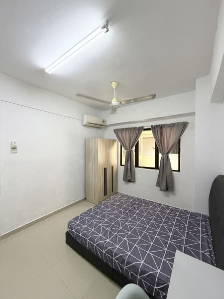 For Rent - Vista Komanwel C