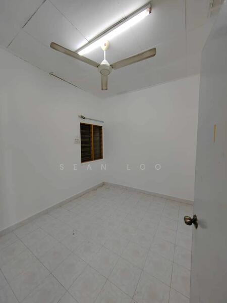 For Sale - 1-storey Terraced House at Bandar Tun Hussein Onn