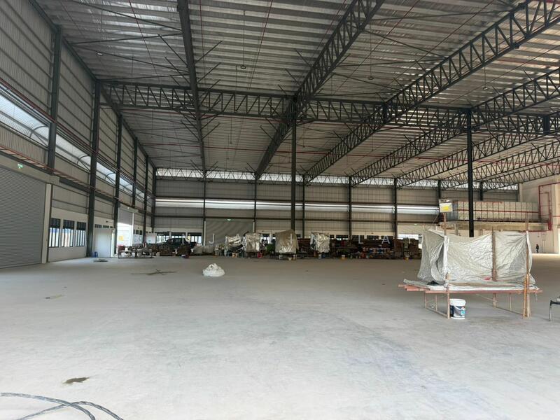 For Rent - Corner Detached Factory Taman Industri Alam Jaya TIAJ Puncak Alam
