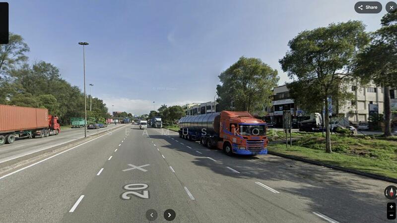 For Sale - ⭐ 3sty ⭐ Collected RM7,000 / Month ⭐ RM214 psf ⭐ Main Road Frontage ⭐