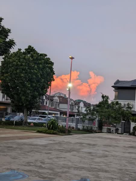 Rumah Berkembar untuk Dijual di Kota Kemuning (Shah Alam) - SK Thiam - Exterior - PropertyGuru.com.my