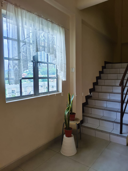 For Rent - Villa Seri Puteri