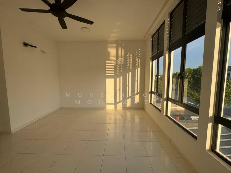 2-storey Terraced House for Sale in Bandar Puncak Alam (Puncak Alam) - Mohd Noor Mohamad - PropertyGuru.com.my