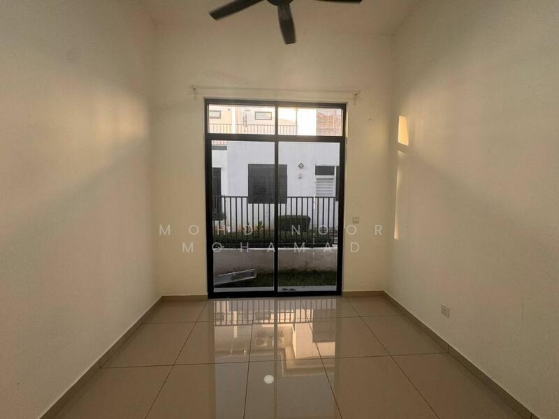 2-storey Terraced House for Sale in Bandar Puncak Alam (Puncak Alam) - Mohd Noor Mohamad - PropertyGuru.com.my