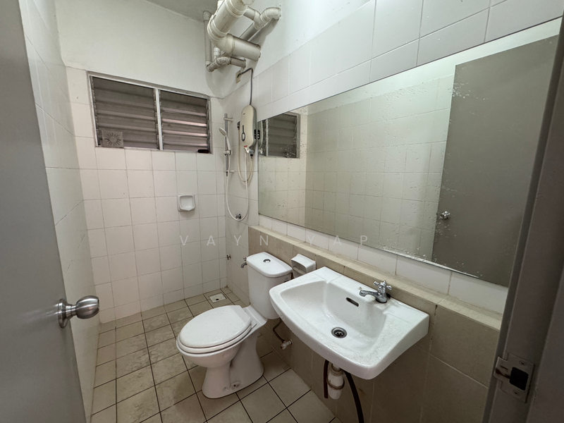 Untuk Disewa - Suria Permai