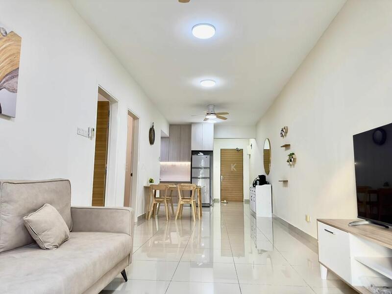 For Sale - Pearl Suria