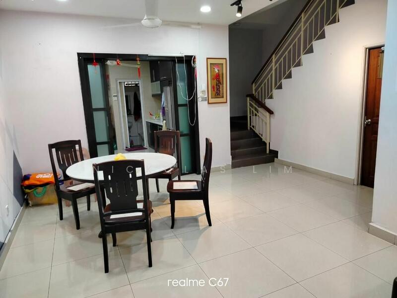 For Sale - 3-storey Terraced House at Relau