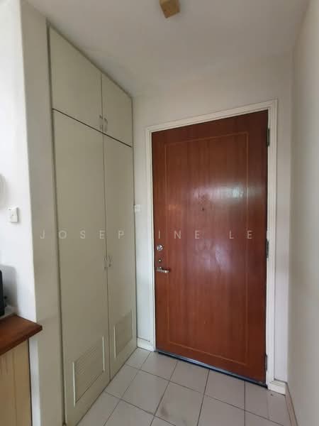Kondominium untuk Disewa di Riana Green Condominium - Josephine Lee - Entrance - PropertyGuru.com.my