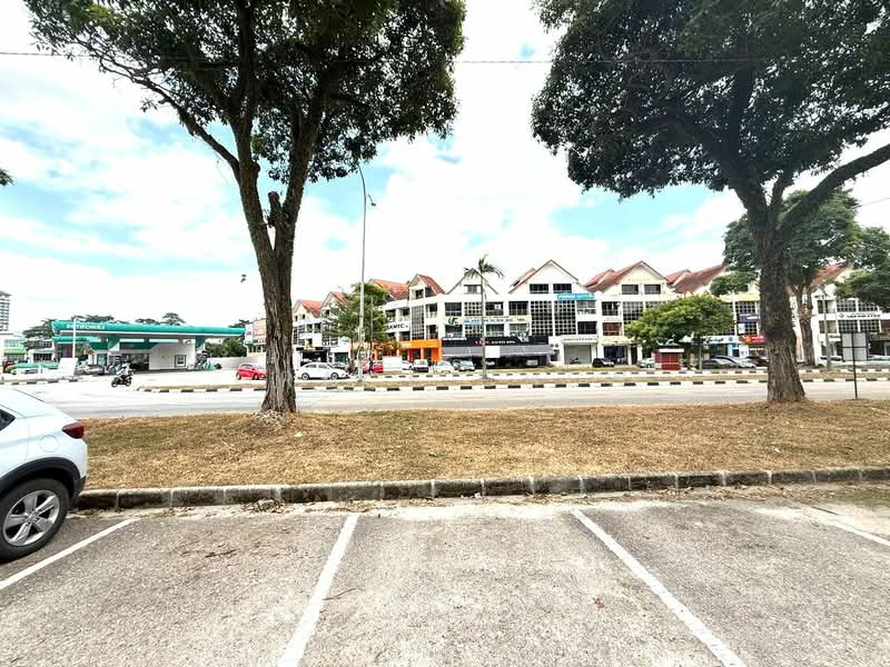 Untuk Disewa - Taman Molek