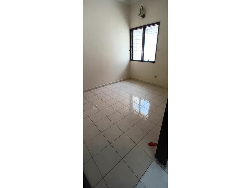 Semi-Detached House for Sale in Taman Puncak Jalil (Seri Kembangan) - CJ Lee - PropertyGuru.com.my