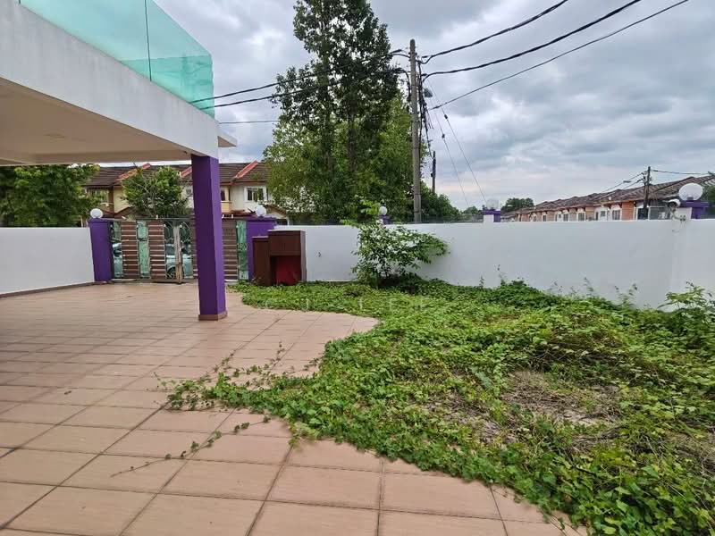 Semi-Detached House for Sale in Taman Lestari Putra (Seri Kembangan) - CJ Lee - PropertyGuru.com.my