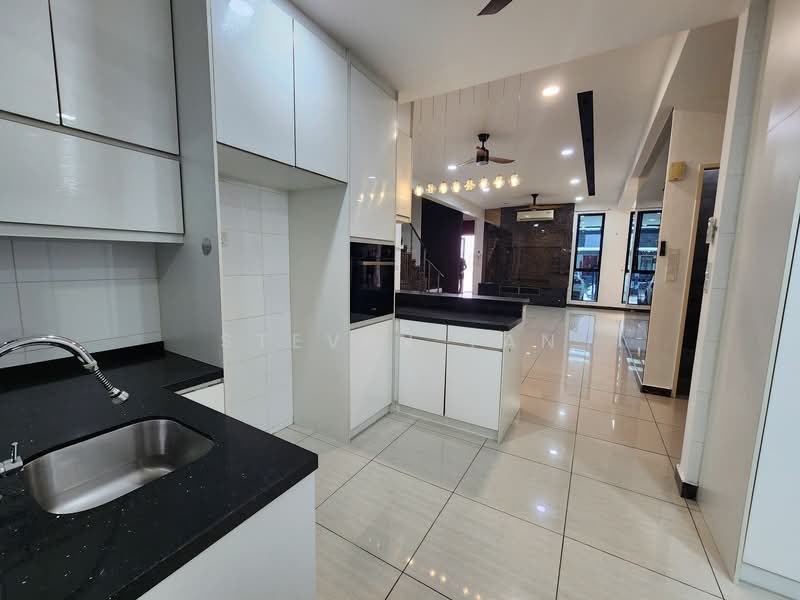 3-storey Terraced House for Sale in 16 Sierra (Puchong) - Steven Tan - PropertyGuru.com.my